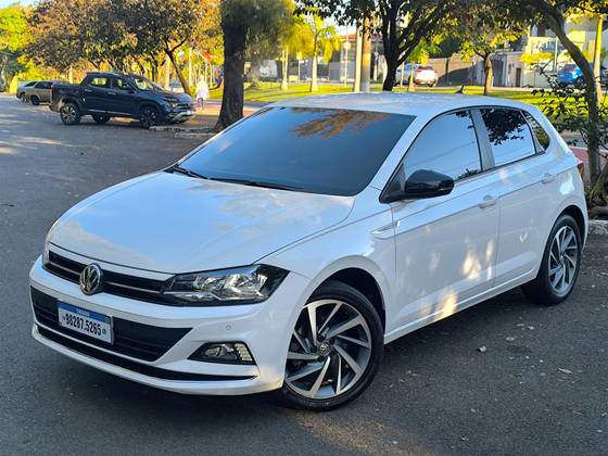 VOLKSWAGEN POLO 1.0 200 TSI HIGHLINE AUTOMÁTICO VOLKSWAGEN POLO 1.0 200 TSI HIGHLINE AUTOMÁTICO